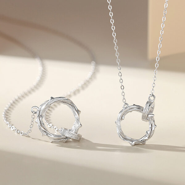 Original Ring Of Thorns Couple Necklace Sterling Silver European And American Cold Style Mobius Pendant 520 Gift